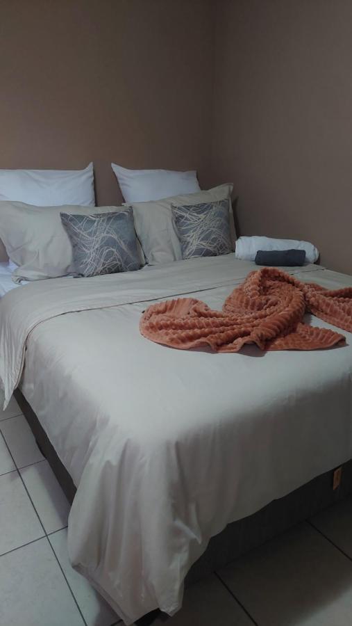 Mossie Inn Accommodation Swakopmund Extérieur photo